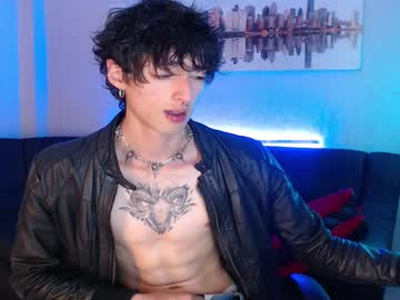 Kenny__Hot Chaturbate stream image from July 09, 2025