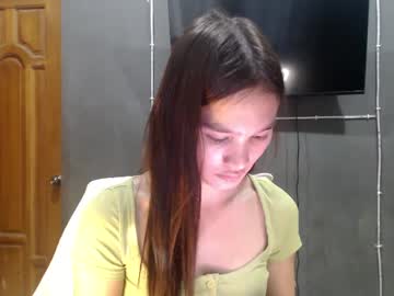 Nadiestar Chaturbate stream image from July 10, 2025