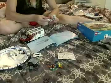 Milflauren38 Chaturbate stream image from July 10, 2025
