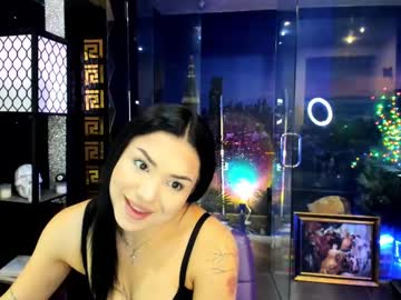 Celinelow Chaturbate stream image from July 10, 2025