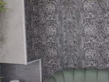 Elienova Chaturbate stream image from July 10, 2025