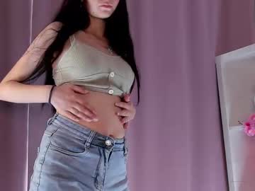 Andrenaperry Chaturbate stream image from July 10, 2025