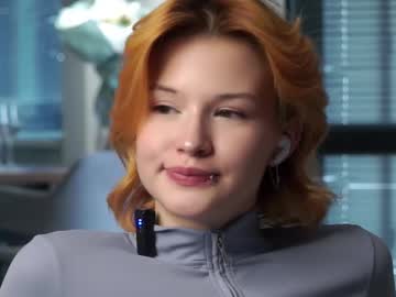 Pebee Chaturbate stream image from July 10, 2025