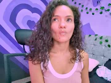 Karen_Ariass Chaturbate stream image from July 10, 2025
