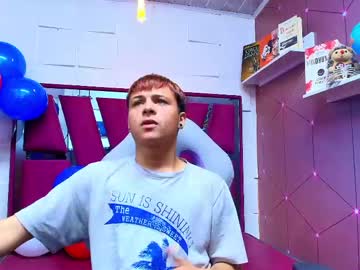 Zefir_Azak Chaturbate stream image from July 10, 2025