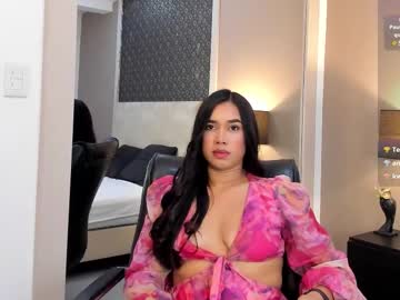 Emilyzahar Chaturbate stream image from July 10, 2025