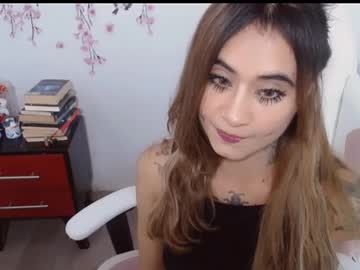 Sweetkatik Chaturbate stream image from July 10, 2025