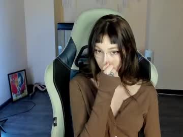 Minadzukii Chaturbate stream image from July 10, 2025