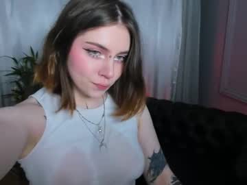 Effie_Woods Chaturbate stream image from July 10, 2025