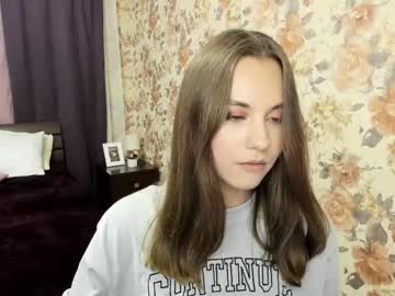 Ellacurtis Chaturbate stream image from July 10, 2025