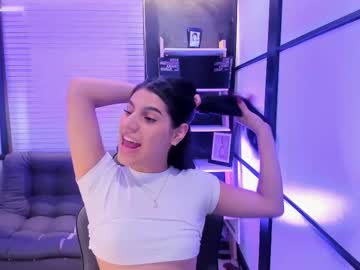 Taylorfox1 Chaturbate stream image from July 10, 2025