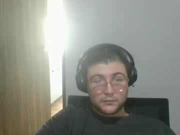 Ghardh3 Chaturbate stream image from July 10, 2025