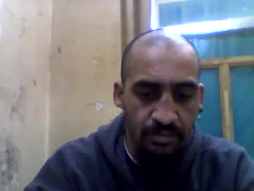Apapal12 Chaturbate stream image from July 11, 2025
