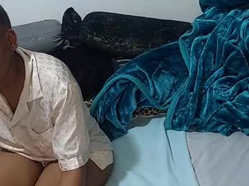 Creamyhub Chaturbate stream image from July 11, 2025