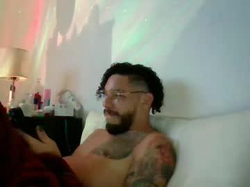 Curly_Louis Chaturbate stream image from July 11, 2025