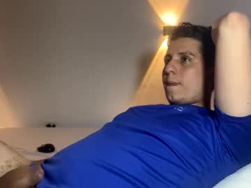 Michaell_S Chaturbate stream image from July 11, 2025