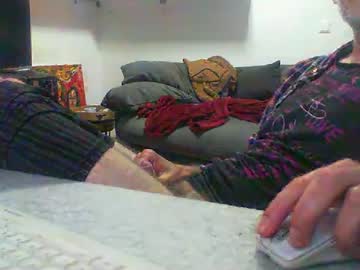 Stremic Chaturbate stream image from July 11, 2025