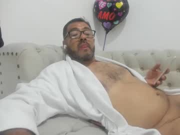 Themaxximus Chaturbate stream image from July 11, 2025