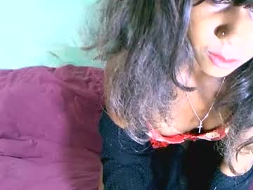 Charmantegirl007 Chaturbate stream image from July 11, 2025