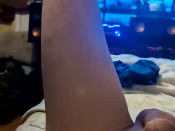 Letslookateach Chaturbate stream image from July 11, 2025