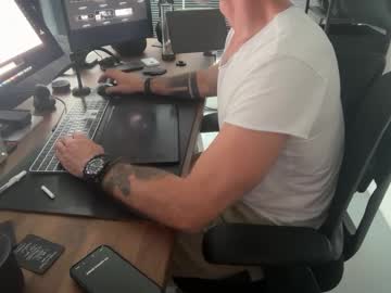 Imposibleeuro Chaturbate stream image from July 11, 2025