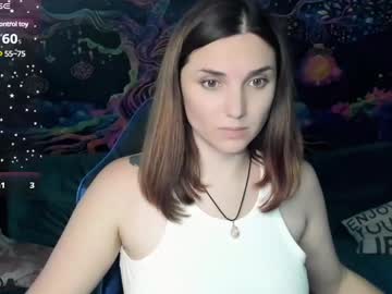Vinter_Girl Chaturbate stream image from July 11, 2025