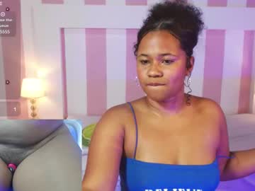 Juliethsky Chaturbate stream image from July 11, 2025