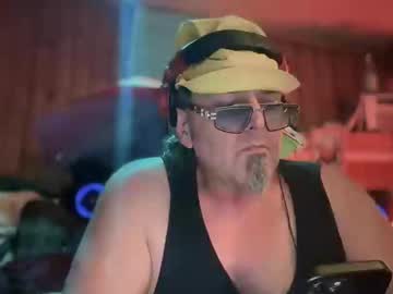 Bearwolf3212 Chaturbate stream image from July 11, 2025