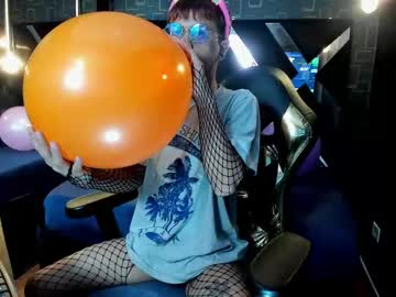 Zefir_Azak Chaturbate stream image from July 11, 2025