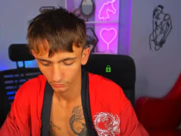 Adrian_Veen Chaturbate stream image from July 11, 2025