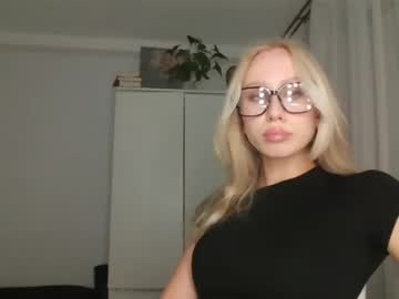Anyajoyxo Chaturbate stream image from July 11, 2025