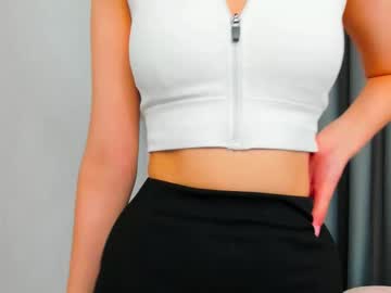 Lalajecks Chaturbate stream image from July 11, 2025