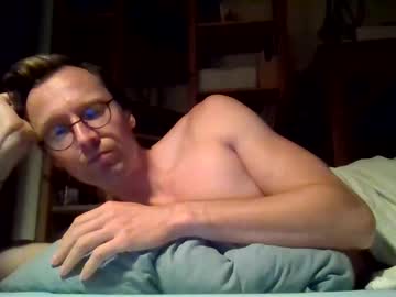 Garfield42 Chaturbate stream image from July 11, 2025