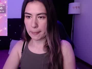 Harmonyevanns Chaturbate stream image from July 11, 2025