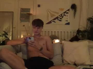 Luke200404 Chaturbate stream image from July 12, 2025
