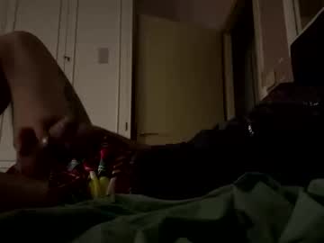 Frankie9494 Chaturbate stream image from July 12, 2025