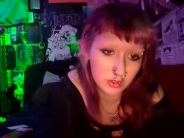 Prismslittleworld Chaturbate stream image from July 12, 2025