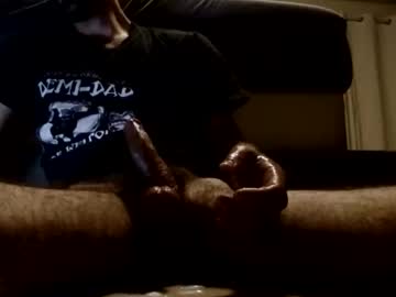 Mediumwhitecock Chaturbate stream image from July 12, 2025