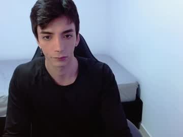 User420___ Chaturbate stream image from July 12, 2025