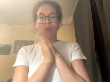 Honey_Glimmer Chaturbate stream image from July 12, 2025
