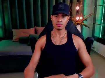 Arthurandgrace_Mg Chaturbate stream image from July 12, 2025