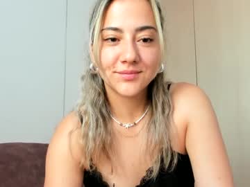 Emmakj_ Chaturbate stream image from July 12, 2025