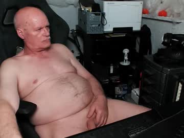 Freecamdick Chaturbate stream image from July 12, 2025