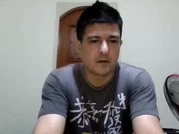 Jhwozy Chaturbate stream image from July 12, 2025