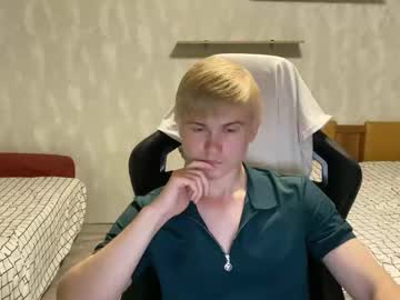 Phoenixfella Chaturbate stream image from July 12, 2025