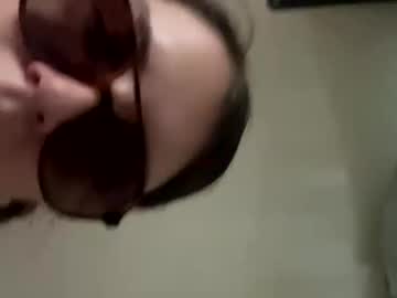 Braindrainbabe Chaturbate stream image from July 12, 2025