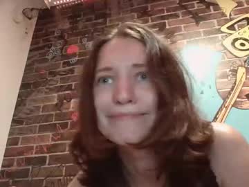 Kissmealisa Chaturbate stream image from July 12, 2025