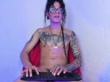Tayhlorstronghold Chaturbate stream image from July 13, 2025