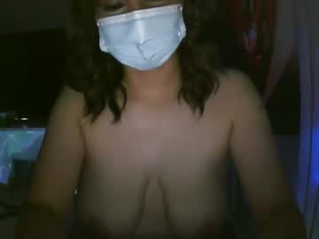 Strawberrycremexox Chaturbate stream image from July 13, 2025