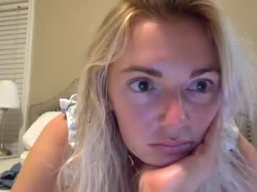 Lulu6216 Chaturbate stream image from July 13, 2025